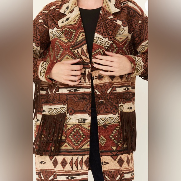 Shyanne Women's Tribal Tapestry Fringe Coat Size M new without tag - Picture 7 of 7